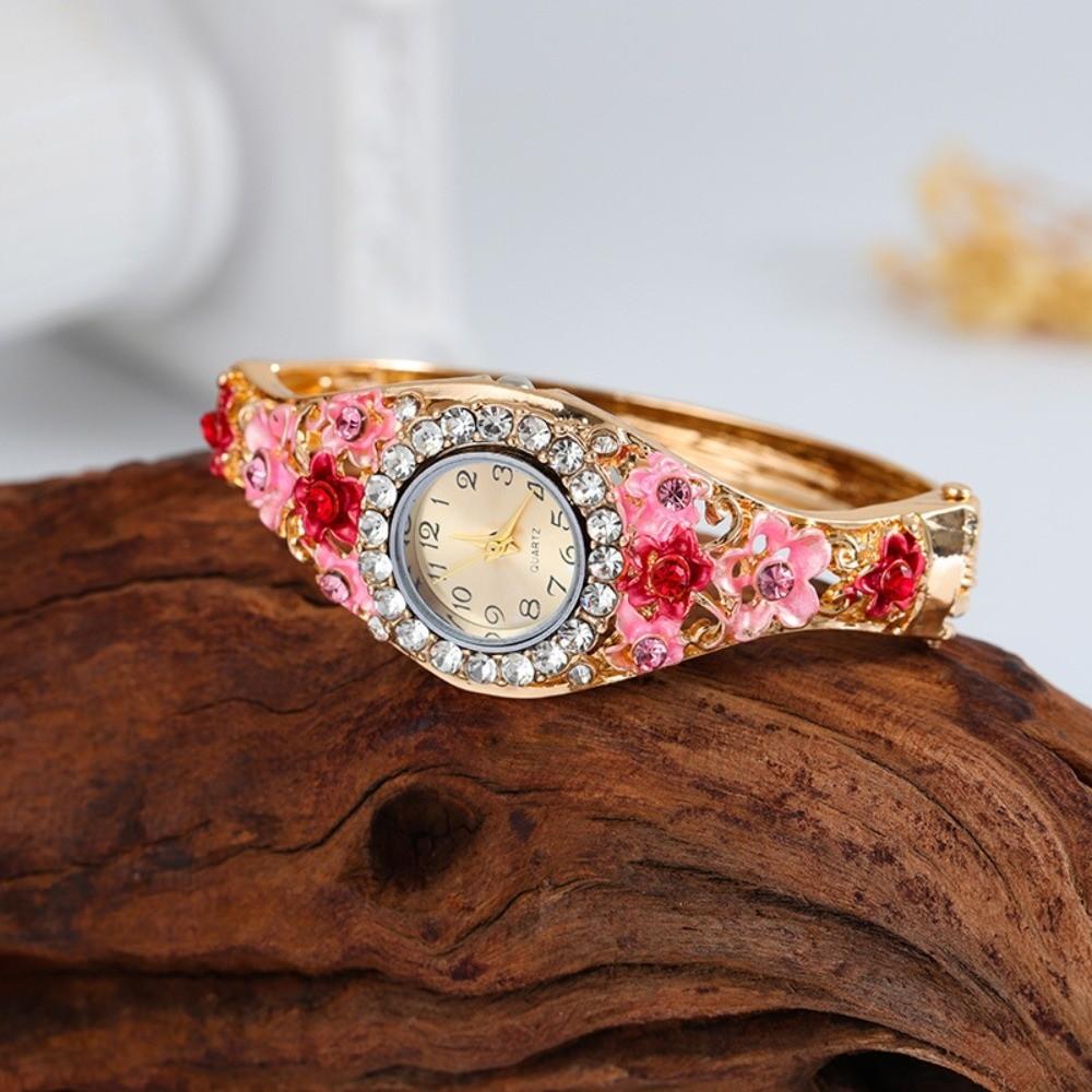Rhinestone Bracelet Ladies Wristwatch Round Dial Bracelet Watch Quartz Watch Daily Accessory красный