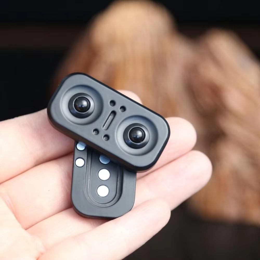Owl Fidget Rotator Fidget Magnetic Slider Hand Rotator Metal Edc Office Desk Toy for Adults and Children Gift Fidgeting Toys
