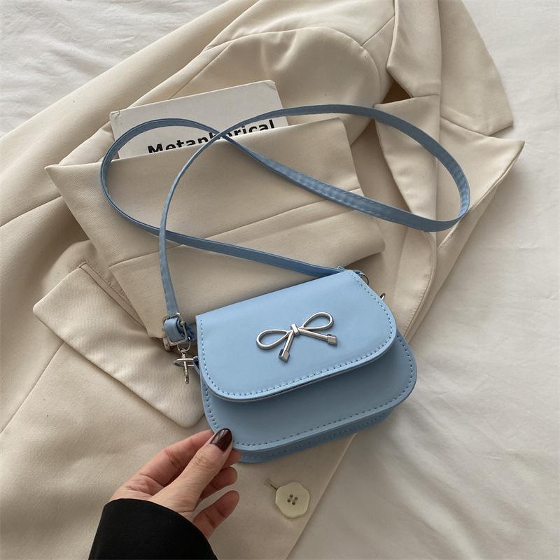 High-value Popular Bag 2025 New Women's Bag Temperament Bow Shoulder Bag Personalized Fashion Versatile Messenger Bag