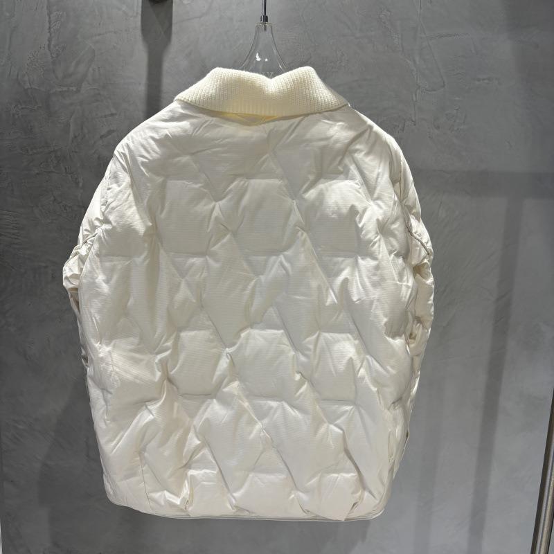White Duck Down Light Down Jacket Women's Short Style, New Autumn and Winter Fashion Coat