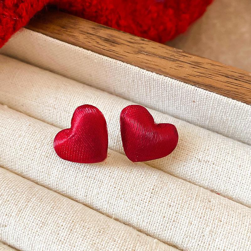 Red Love New Year's Earrings Women's Simple Festive Earrings Versatile Fashion Earrings