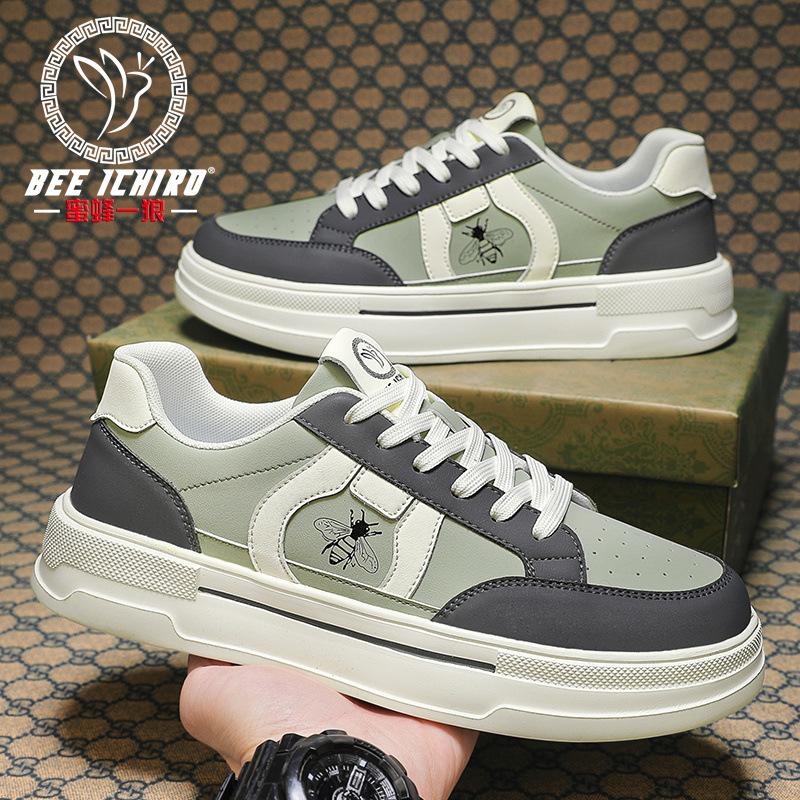 Casual spring and summer men's shoes do not stink feet sports style soft leather shoes versatile low-top board shoes