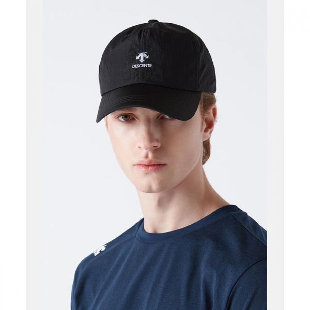 

Бейсболка Descente Nylon Black BLK0BLACK/LXL