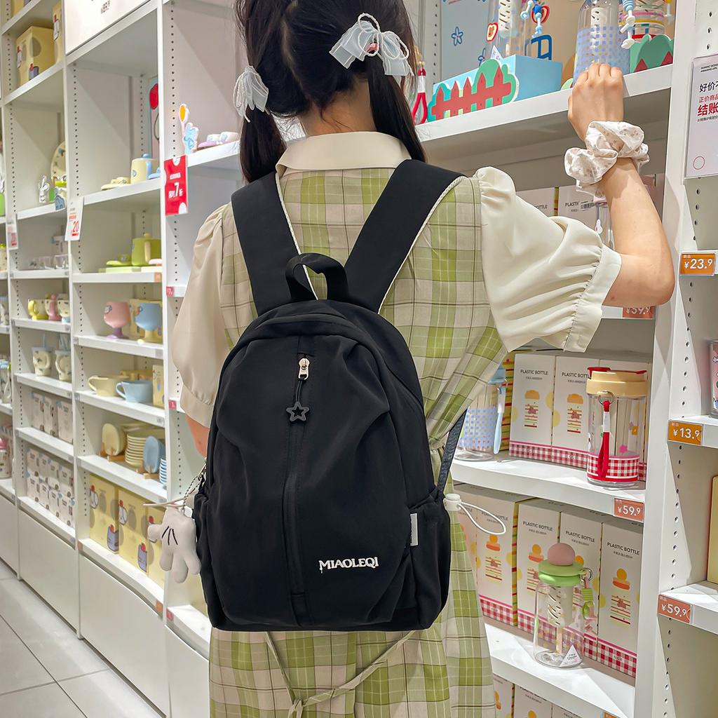 Schoolbag New Minimalist Gentle Wind High Sense Solid Color Small Backpack College Students Travel Light Casual Backpack Women