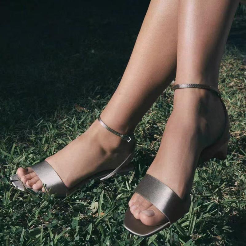 Fashion High Quality Satin Square Toe Low Heel Sandals Women Fashion Open Toe Brand Designer Shoes Sexy Silver Narrow Band Dress Shoes