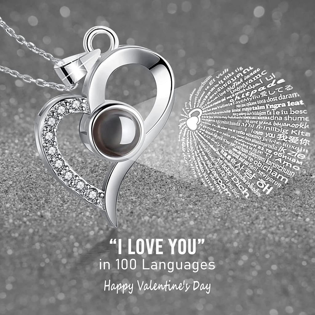 Four-Leaf Clover Love Letter Pendant Necklace - Perfect for Valentine's, Christmas, or Holiday Gifts