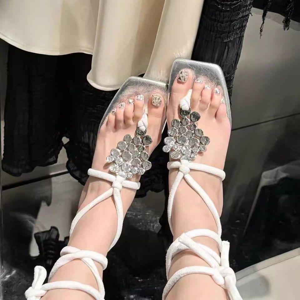 2025 new temperament French high heels women's shoes summer sandals wearing flip-flops flat bottom beautiful sandals