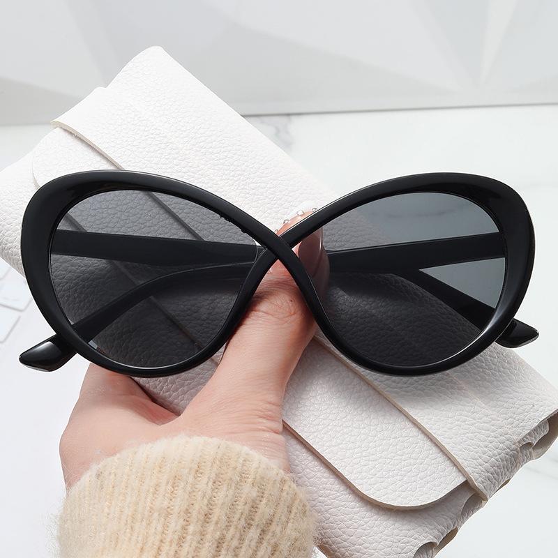 grunge y2k Women s Cat Eye Sunglasses. Luxury & Stylish Glasses, Summer Travel Sunglasses Trendy & Retro Personality Sunglasses