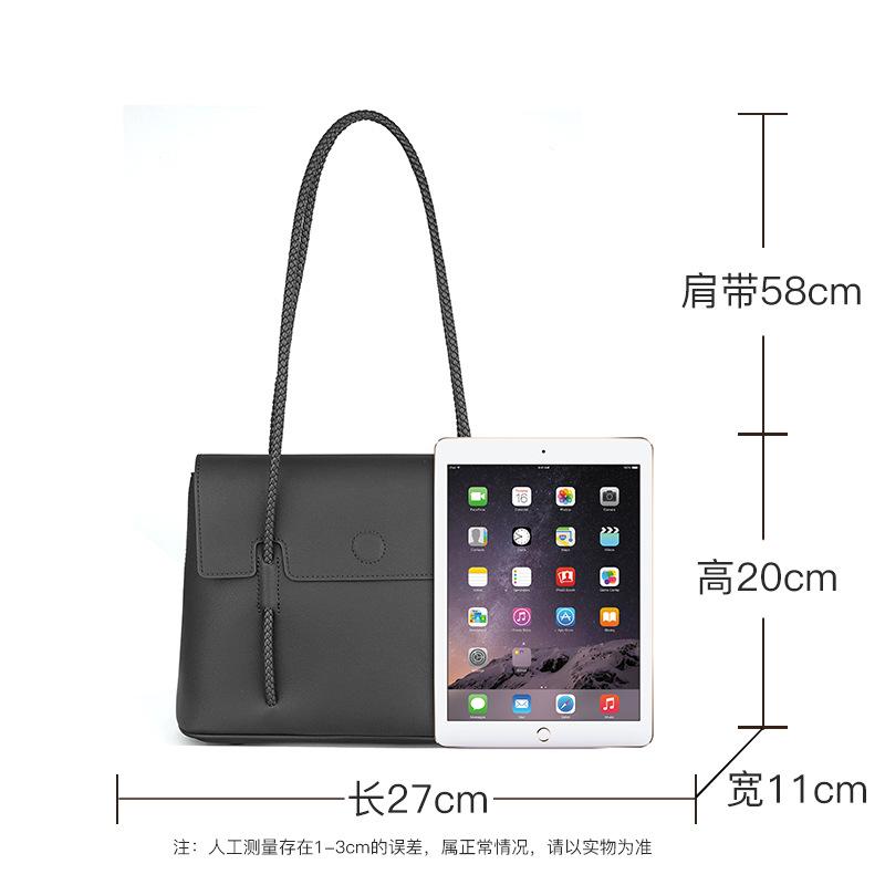 Niche underarm bag women 2025 new trendy fashion portable commuter bag versatile large capacity shoulder bag