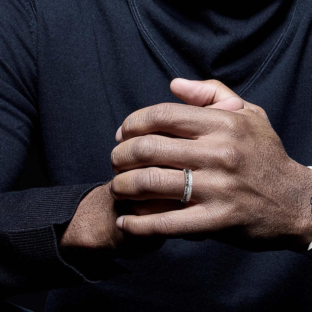 Vnox Dwukolorowy Otwarty Pierścionek dla Mężczyzn, Czarny Kolor Miedziany Metalowy Pierścionek na Palec, Regulowany Rozmiar Uniwersalny Pierścionki z Gwiazdami