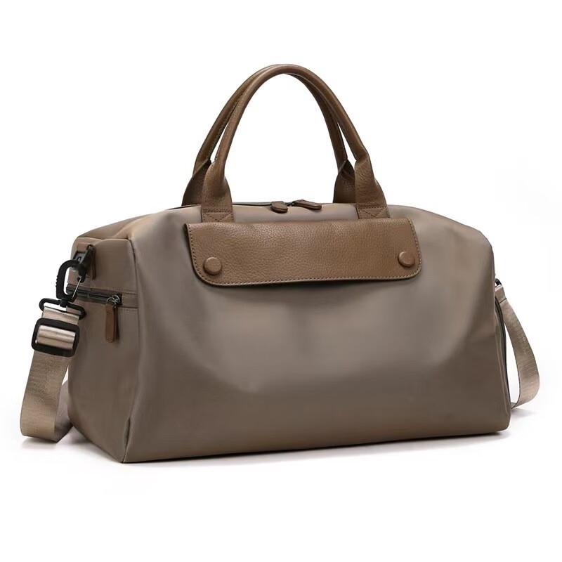 

Women s Sports & Travel Duffle Bag