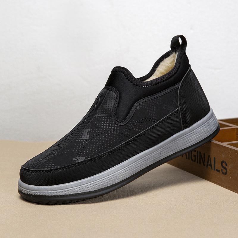 Winter Old Beijing Cloth Shoes New Men's Cotton Shoes Piled Thickened Non-slip Warm One-pedal High-top Cotton Shoes