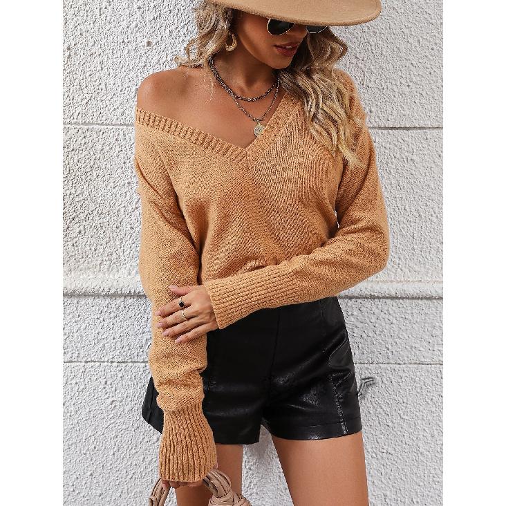 

2024 Осень и зима Новый вязаный свитер Европейская и американская мода Длинный рукав V-образный вырез Однотонный пуловер свитер для женщин S верблюд