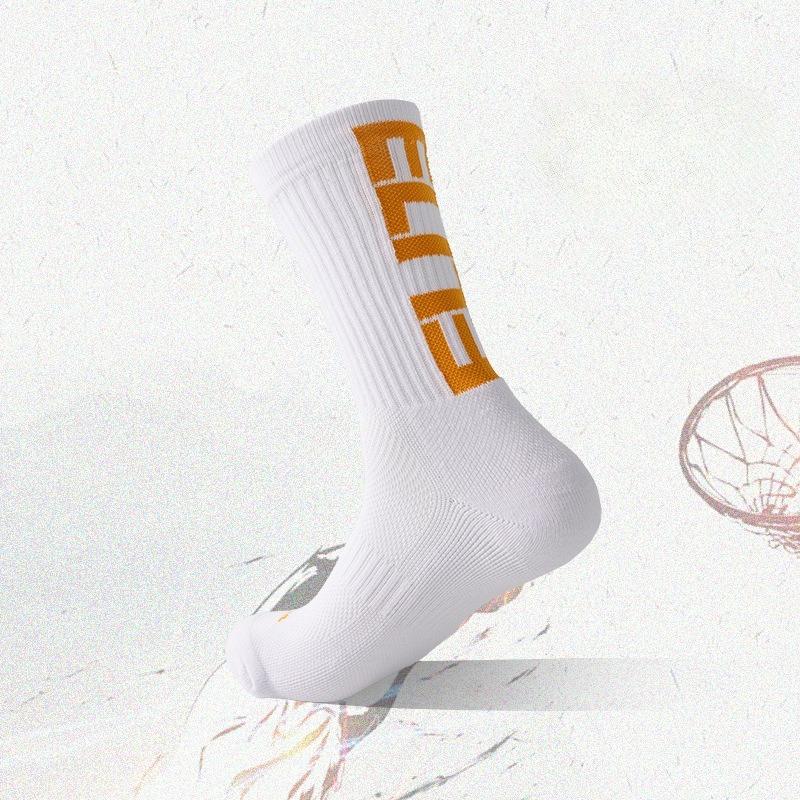 Summer Men's Long Tube Football Sports Socks, Comfortable and Breathable for Running All Year Round, Long Tube Running Letter Socks