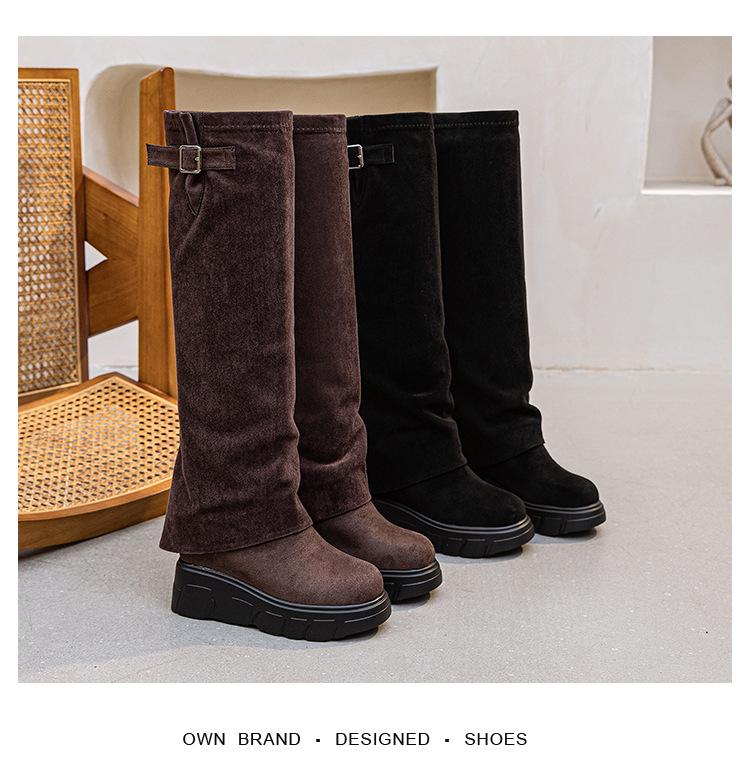 Botas Longas Detacháveis de Cano Alto com Manga Dupla: Design da Moda Feminina Outono/Inverno 2025 com Bico Aberto na Ponta.