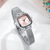 Französische Nischenuhr Studentin Einfacher Stil Mori Girl College-Stil Retro Hongkong-Stil Gleicher Stil