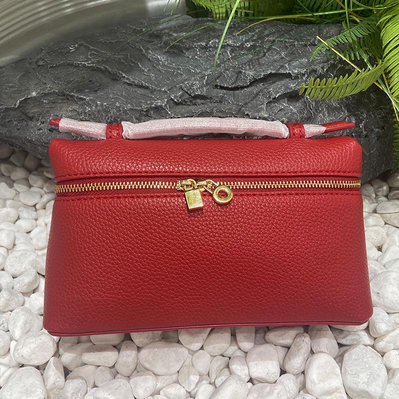 Bolso bandolera y bolso de mano de piel de vaca con grano lichi L19 italiano