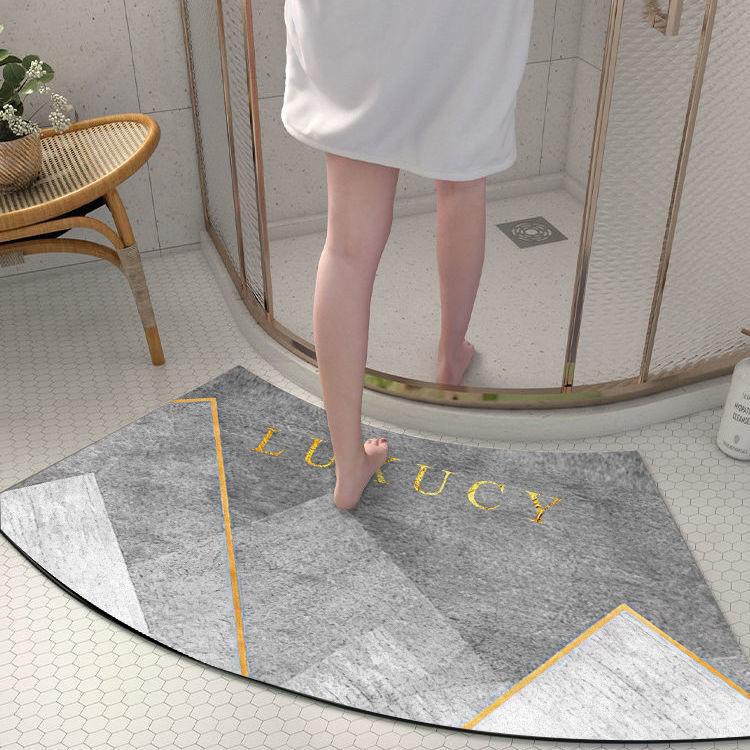 Diatom Mud Floor Mat Arc-shaped Dirt-resistant Anti-slip Mat Household Absorbent Bathroom Floor Mat Bathroom Door Simple Foot Mat