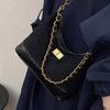 Korean Version of Niche Fashion Messenger Bag Women's 2025 Autumn New Diamond Chain High Value Casual Small Square Bag