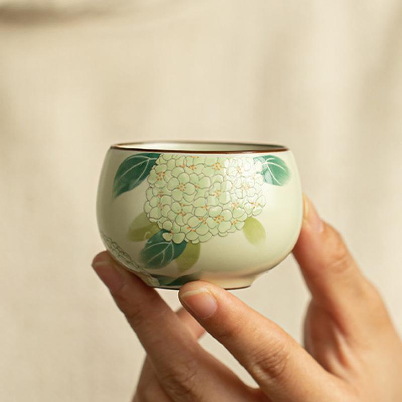 Hand-Painted Hydrangea Teacups Ceramic Master Cup Chinese Kung Fu Gongfu Tea Cup Household Ru Kiln Tasting Teaware Tea Ceremony