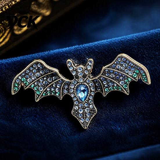 Punk Style Animal Badge Halloween Rhinestone Bat Brooch, Retro Gothic Shaped Lapel Brooch Pin Pin, Jewelry Accessory for Clothing Bags Scarves