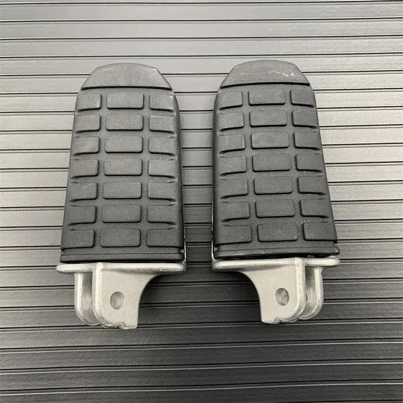 Motorcycle Front Footpeg Footrest For Honda Goldwing Gold Wing GL1800 GL 1800 2001-2017 2015 2012 Rubber Rider Peg