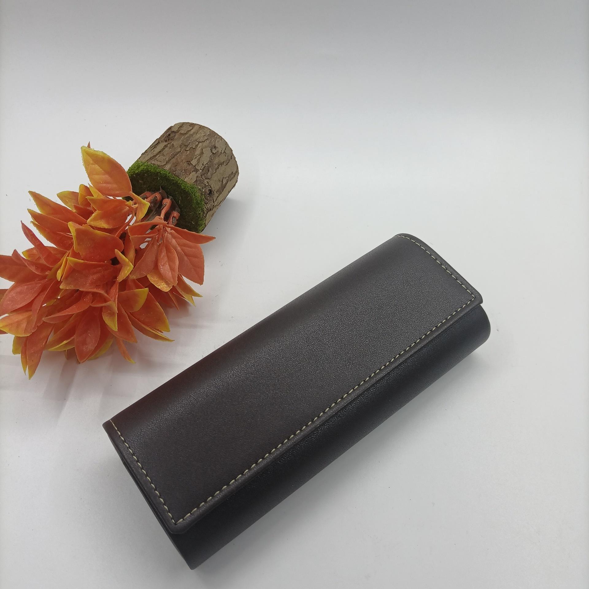 

Handmade Leather Glasses Case for Business and Myopia Glasses кофейный