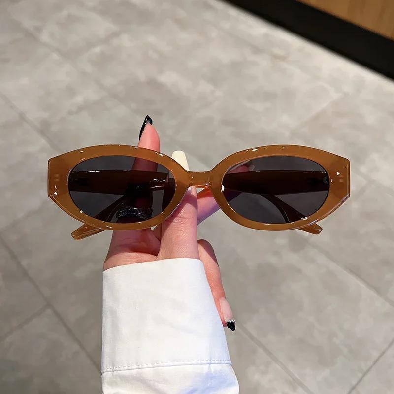 

Classic Oval Sun Glasses Glasses Ladies Trendy Vintage Female Sun Eyeglasses Latest Fashionable Luxury Designer Style Style UV400 Lady Shades