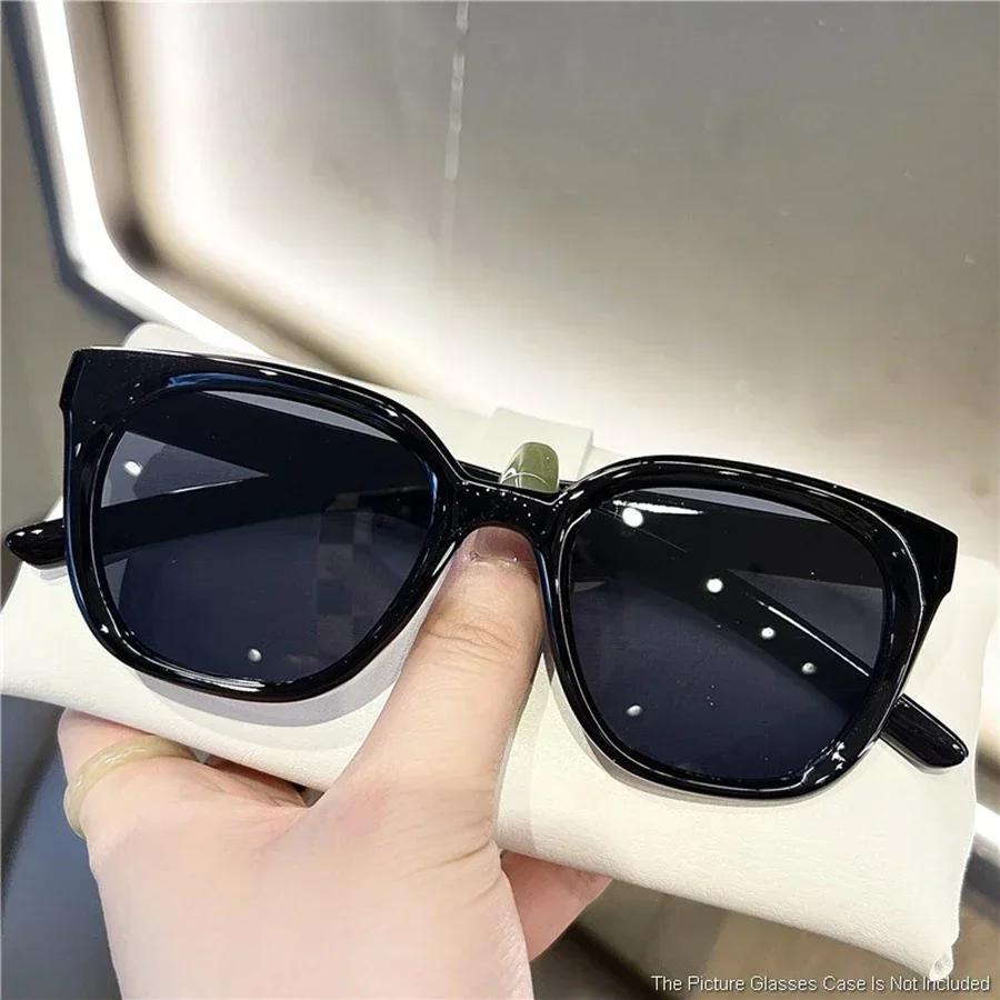 Trend Clear Gray Cat Eye Oval Sunglasses  Women Brand Design Rivets Sun Glasses Cateye Frame Men Shades Eyewear Female Uv400