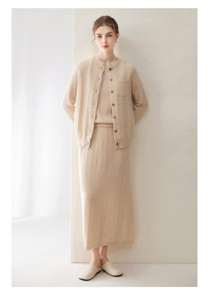 Kang Sai Ni 100% Cashmere Women's Retro Cable Knit Cardigan: Fashionable, Loose, and Slimming Outerwear