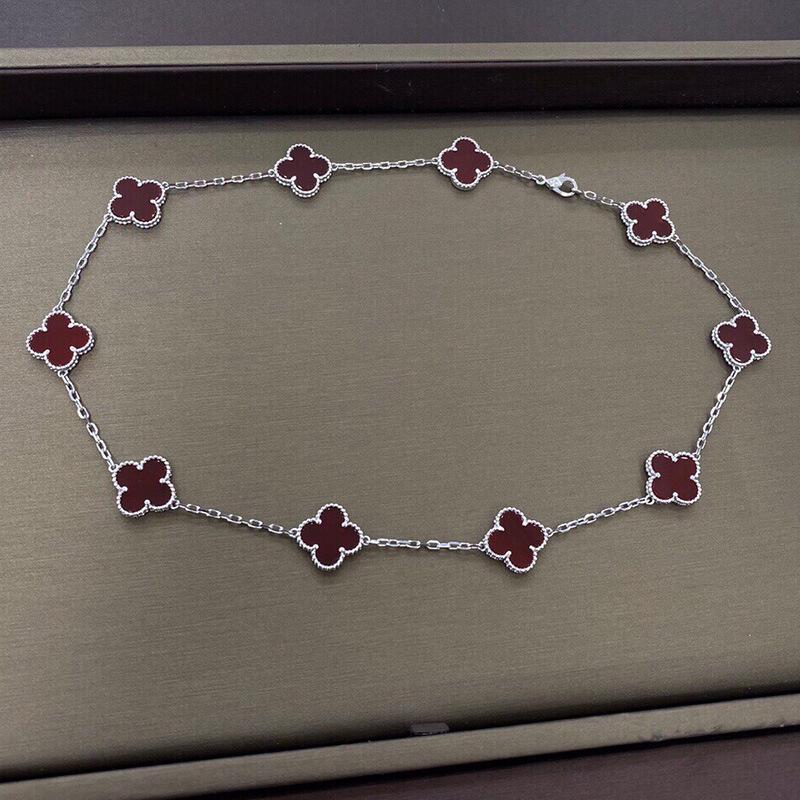 Boutique Four-leaf Clover 10 Flowers Necklace Women 18K Light Luxury Ins Design Sweater Chain Fashion Daily Versatile Necklace