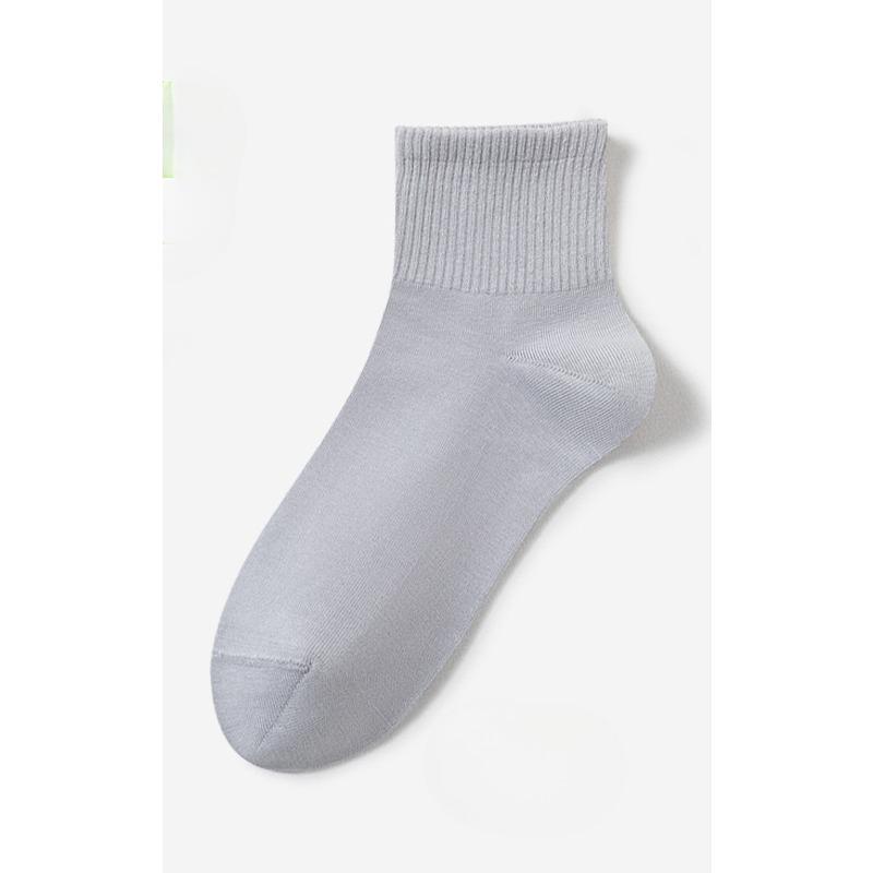 Men's Spring and Summer Pure Cotton Mid-calf Socks Solid Color Boneless Sewn Antibacterial Short Socks Men's Short Calf Cotton Socks