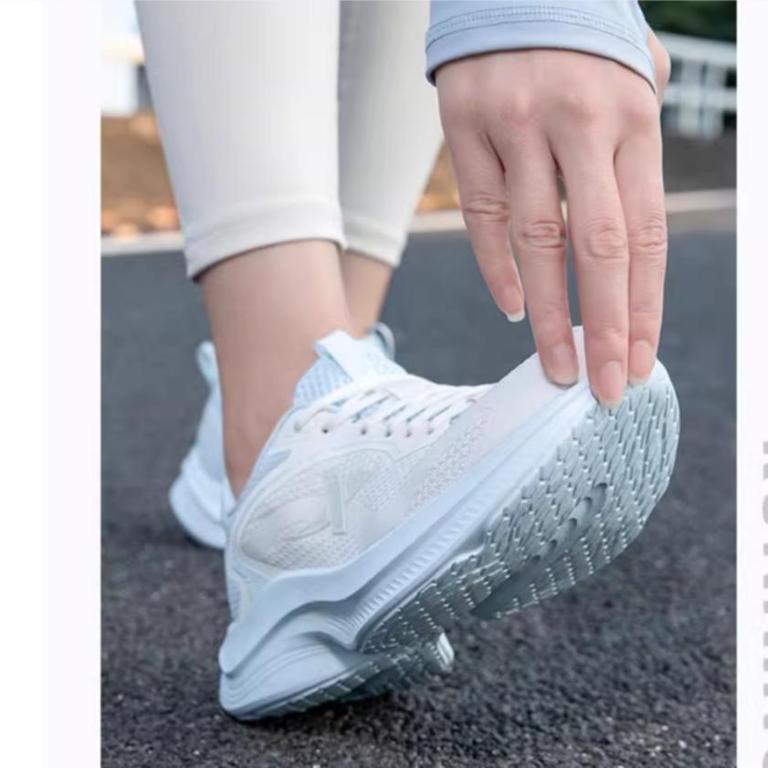Xtep Sport Versatile Shock Absorbing Non-Slip Low-Top Casual Running Shoes Women Sneakers White Blue 875218110036-1