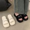 Internet-Berühmtheit Muffin-Plateau-Slipper Outdoor-Bekleidung Damenschuhe 2025 Sommer neue erhöhende schwarze Sandalen