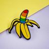 Brož Banán: Barevný ovocný odznak na oblečení, batoh nebo jako dárek