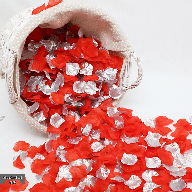 Romantische Hochzeits-Verlobungsdeko: Rote Rose Simulierte Blütenblätter