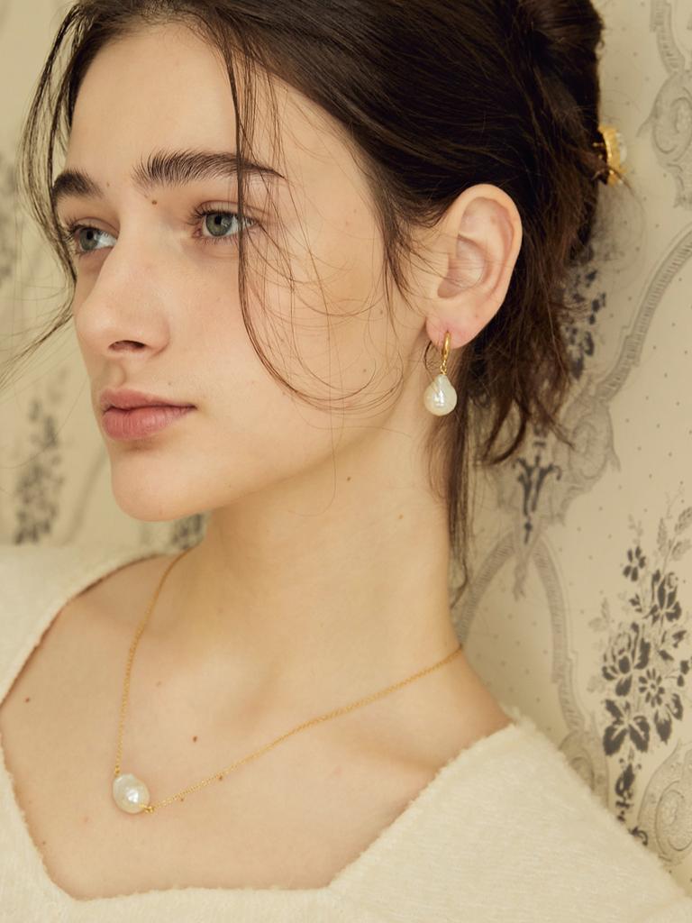 Of-Lavishe Bella Baroque Pearl One-Touch Earrings