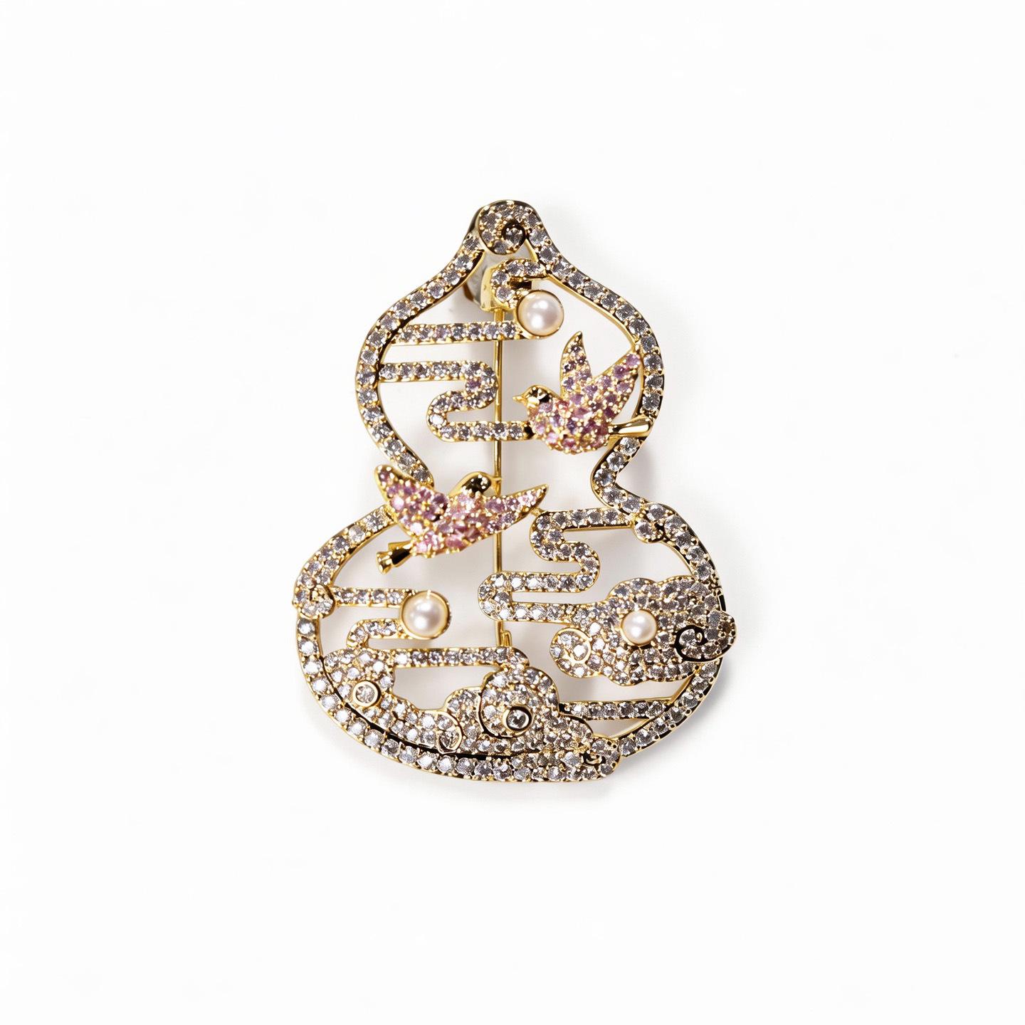 Elegant Copper Zirconia Gold-Plated Pearl Cloud Gourd Brooch Pin Accessory