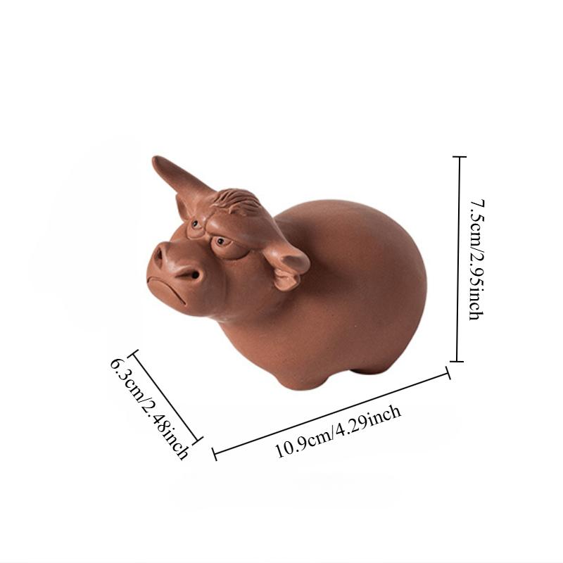 Creative Cute Calf Statue Angry Bull Sculpture Ceramic Animal Figurine Modern Art Home Living Room Desktop Ornament Accessories