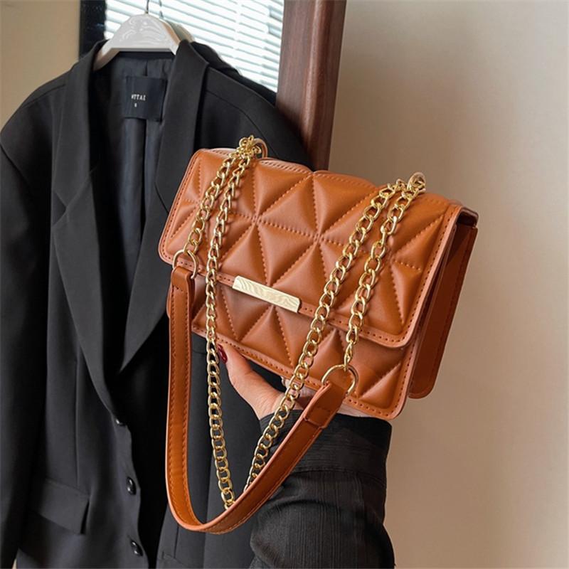 Modische Ketten-Umhängetasche für Damen, Schicke kleine quadratische Tasche für Damen, Luxuriöse gesteppte Handtasche für den täglichen Gebrauch, Einkaufen, Partys.