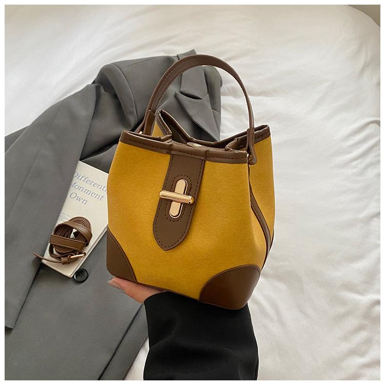 Large-capacity Contrasting Color Bucket Small Bag Women's 2025 New Fashion Hand-held Versatile Messenger Bag, Premium Texture Shoulder Bag