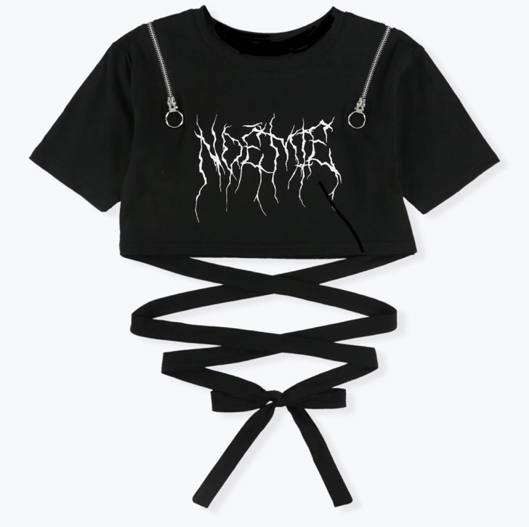 

[Б/У] Футболка с короткими рукавами, молнией на плече, крыльями ангела, лентой-шпилькой, открытым животом, короткая, громовая, черная, панк