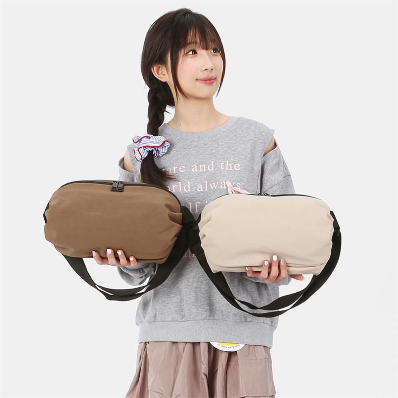 Large Capacity Shoulder Bag Women's Lightweight Sports Crossbody Bag