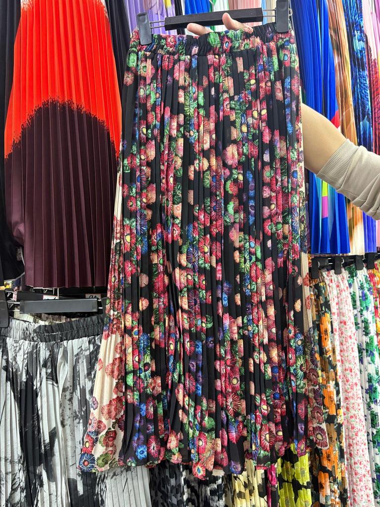 European & American Pleated Print Midi Skirt, Soft Chiffon Fabric, High Waist, Versatile Style