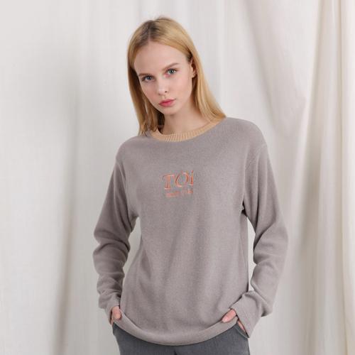 TOIEST Embroidered Logo Neck Point Long Sleeve T-Shirt Gray