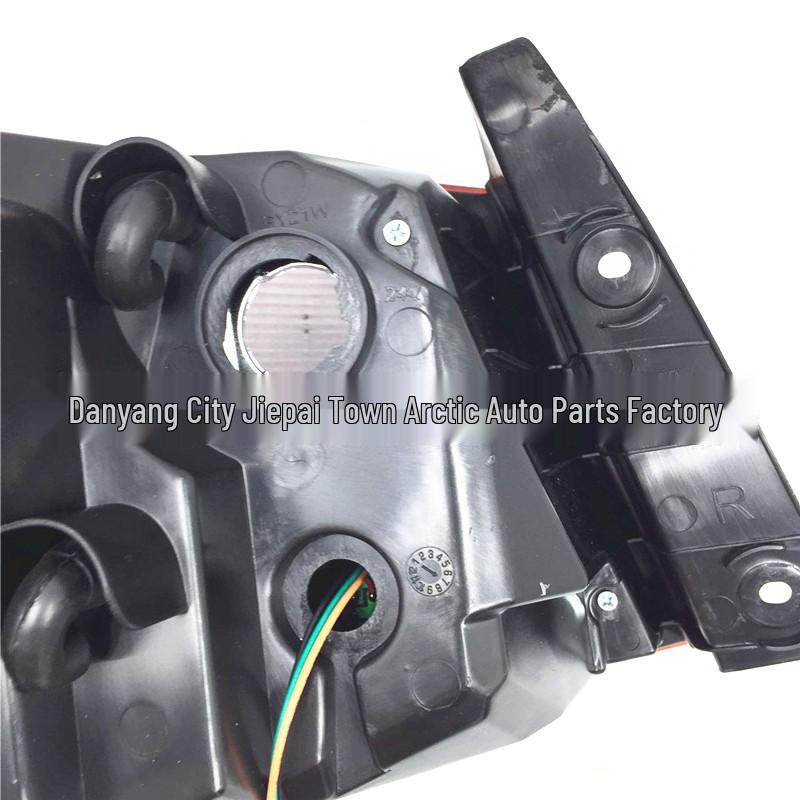 Compatible Taillight and Turn Signal for Southeast Motor Lingzhi V5 (Old Model)