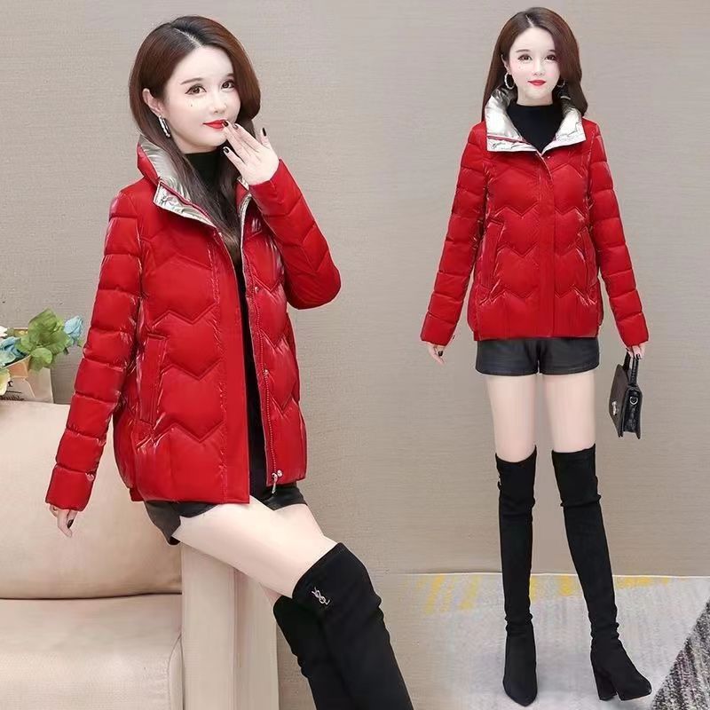 

Pearlescent glossy down cotton-padded clothes women s short winter new small fashion leave-in cotton-padded jacket 4XL--145-82.5 kg