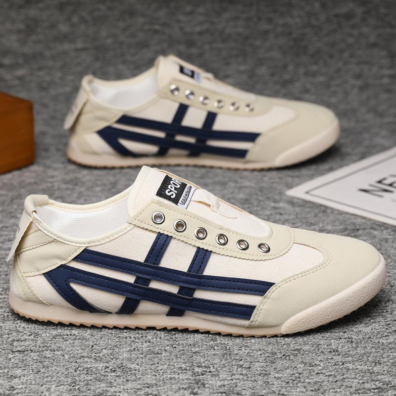 

2024 новые однопедальные парусиновые туфли мужские туфли повседневная обувь модные ленивые спортивные туфли модные мужские туфли для доски 39