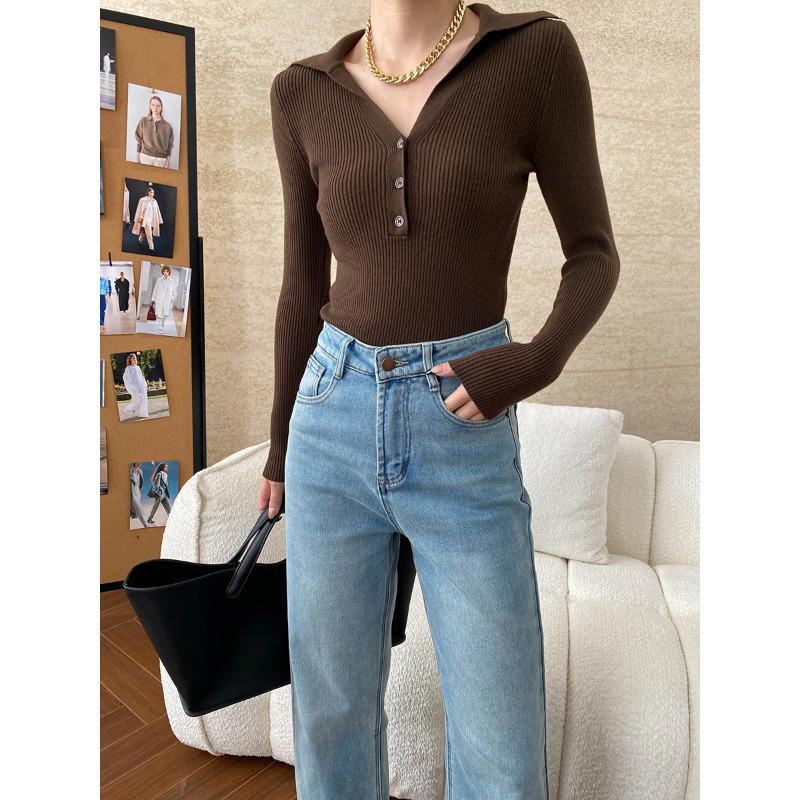

Sinan V-neck Button Lapel Slim Fit Sweater SN6802 One Size