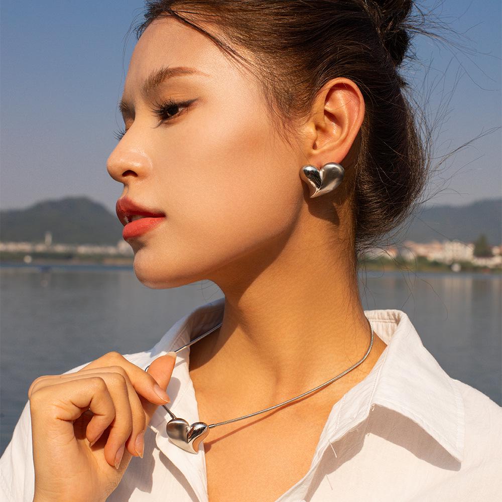 JD 18k Gold & Stainless Steel Pendant Necklace and Earring Set - Smooth & Brushed Design